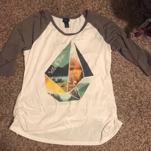 Cute 3/4 length shirt.